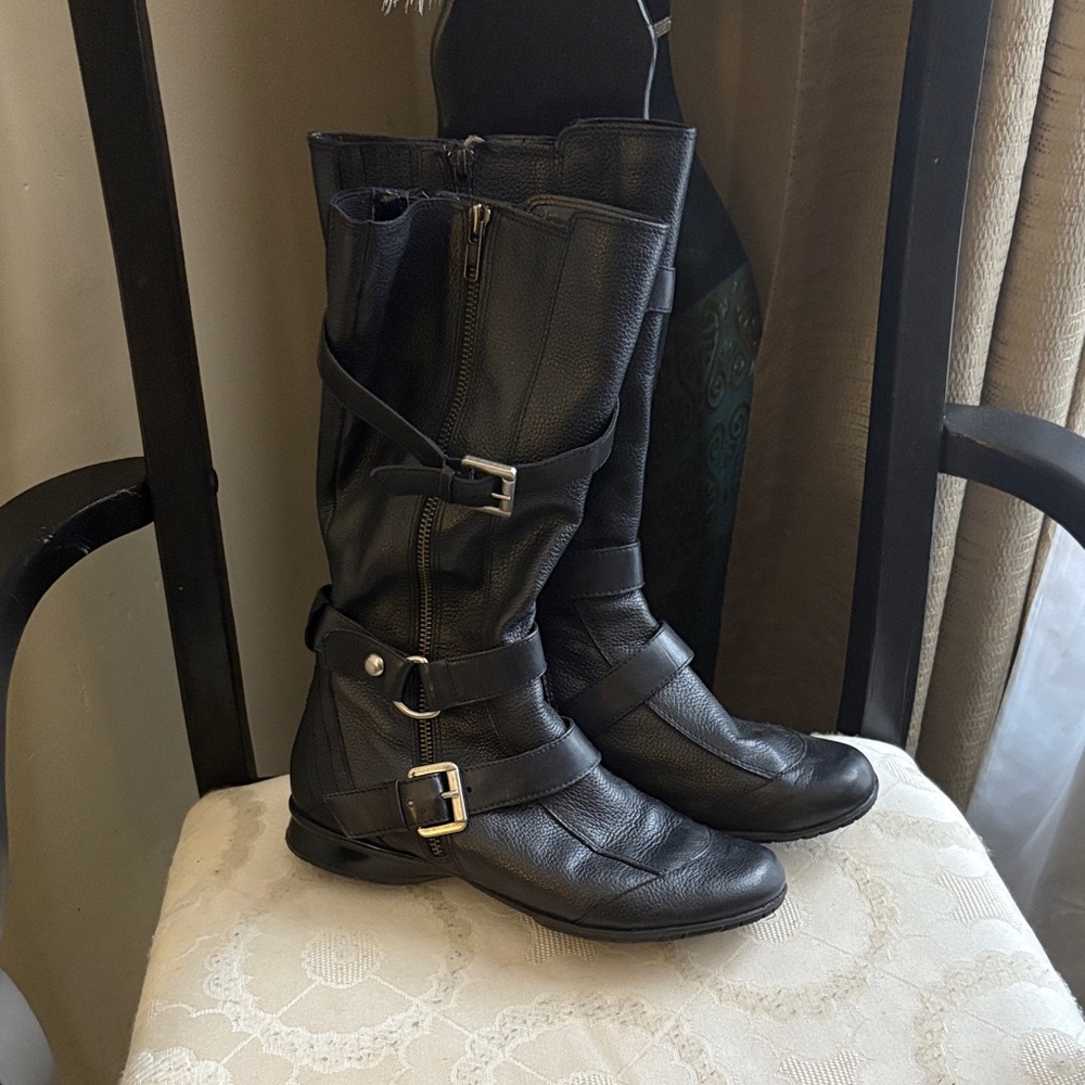 Black Leather Women's Boots - Picture 2 of 7